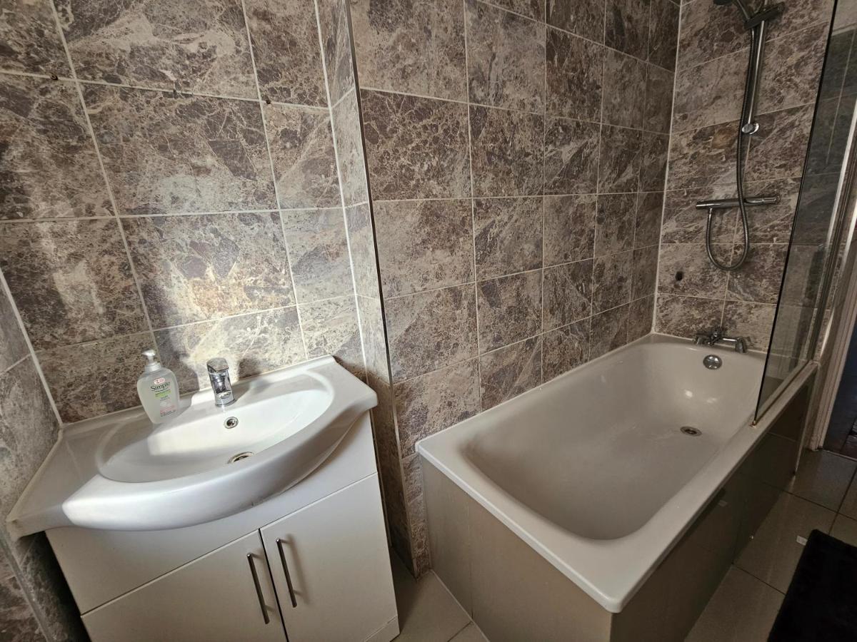 لندن Towerhill Rooms المظهر الخارجي الصورة