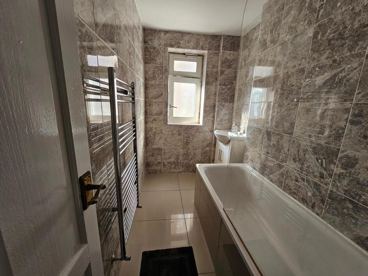 لندن Towerhill Rooms المظهر الخارجي الصورة