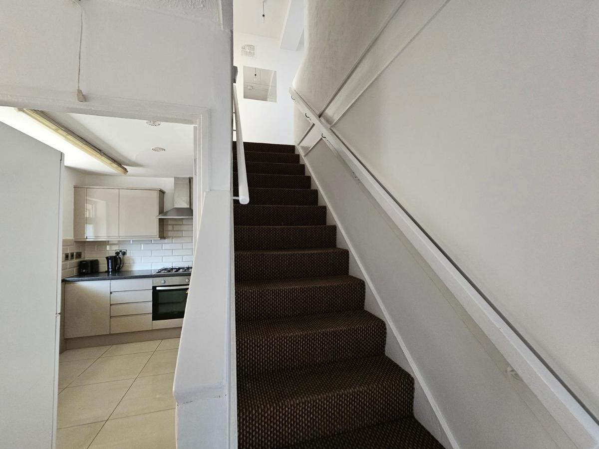 لندن Towerhill Rooms المظهر الخارجي الصورة